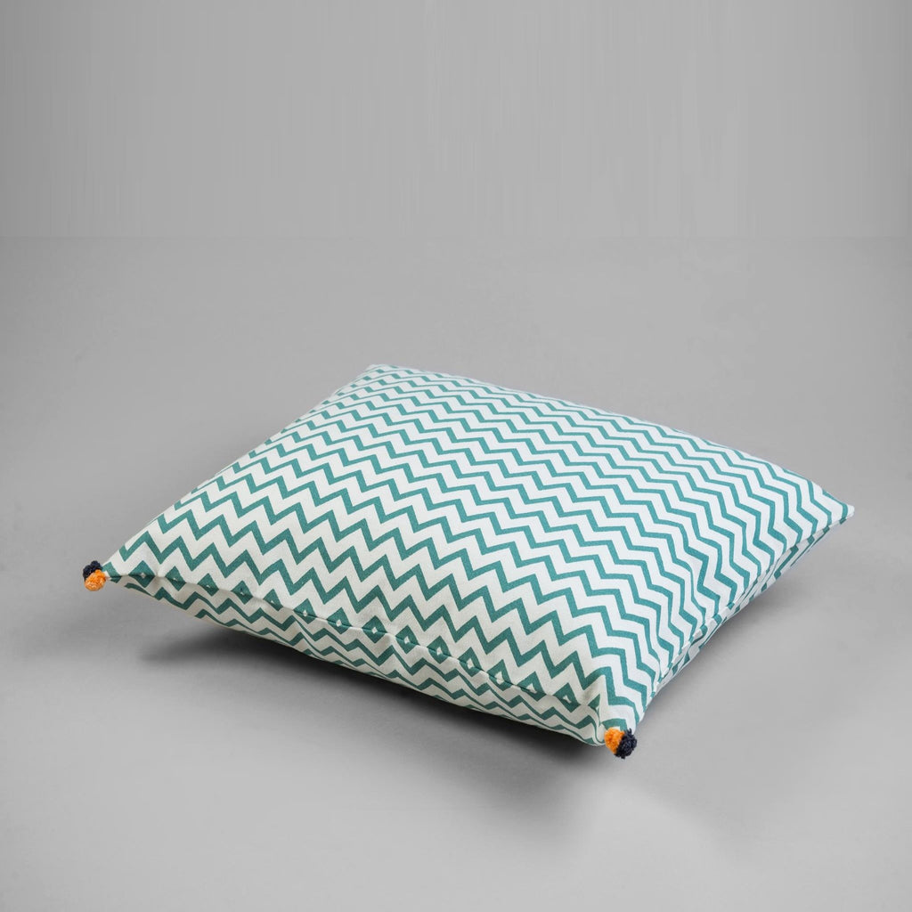 ZIG ZAG CUSHION COVER
