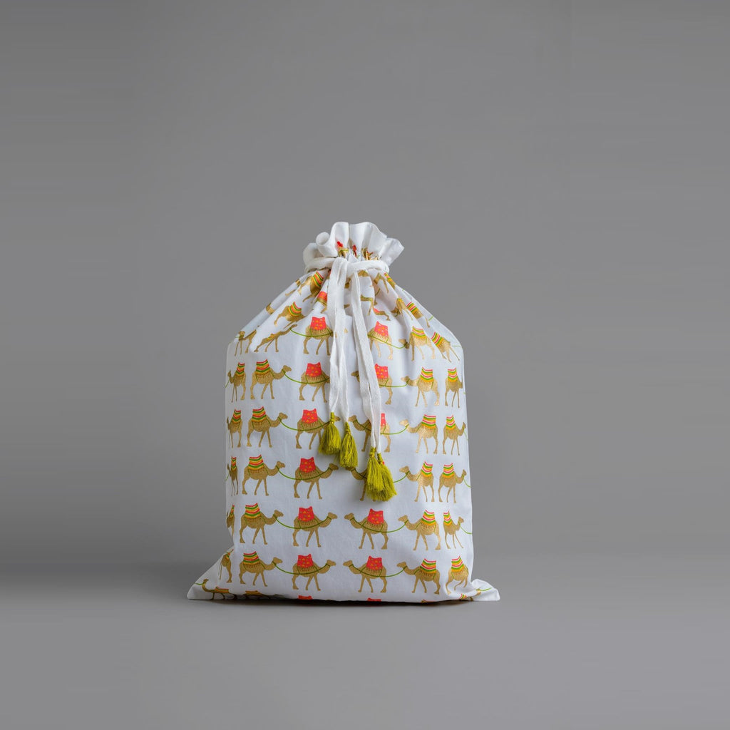 TRAVEL BAG