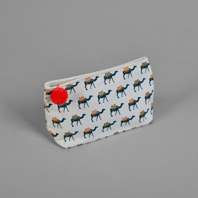 CAMEL MAKE-UP BAG