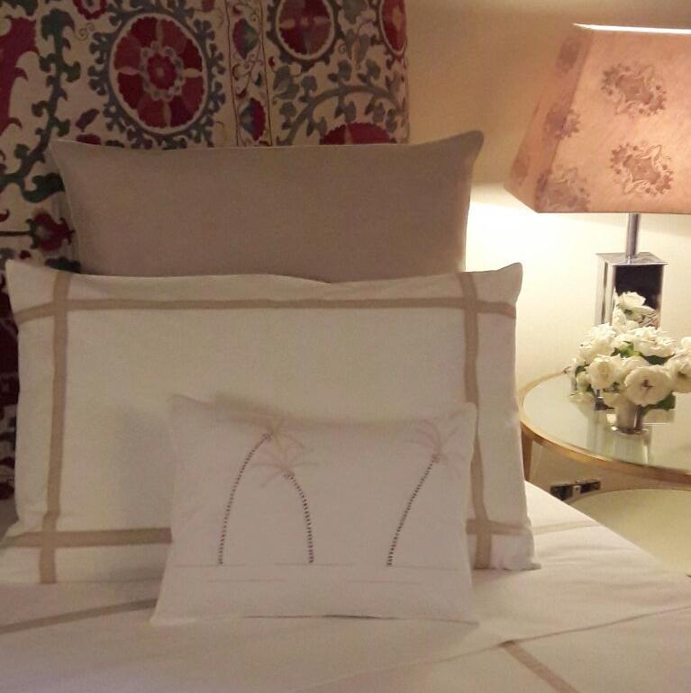 COTTON-PIPED LINEN CUSHION COVER (SET OF TWO)