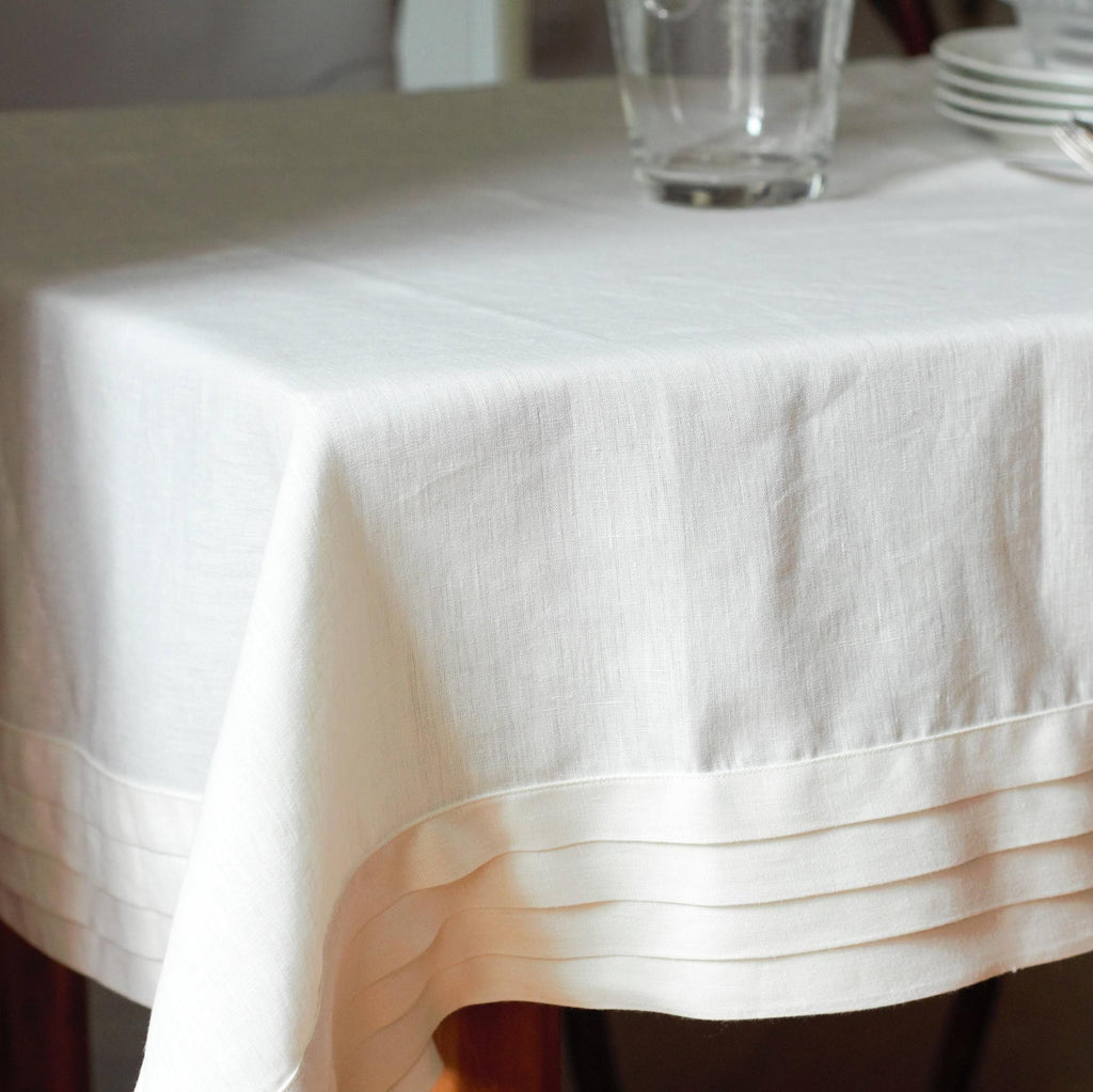 LINEN PLEATS TABLECLOTH