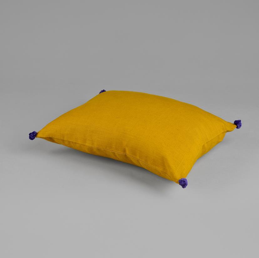 LINEN POMPOM CUSHION COVER