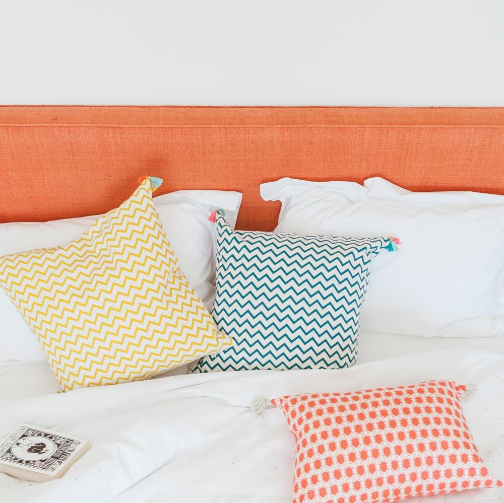 ZIG ZAG CUSHION COVER