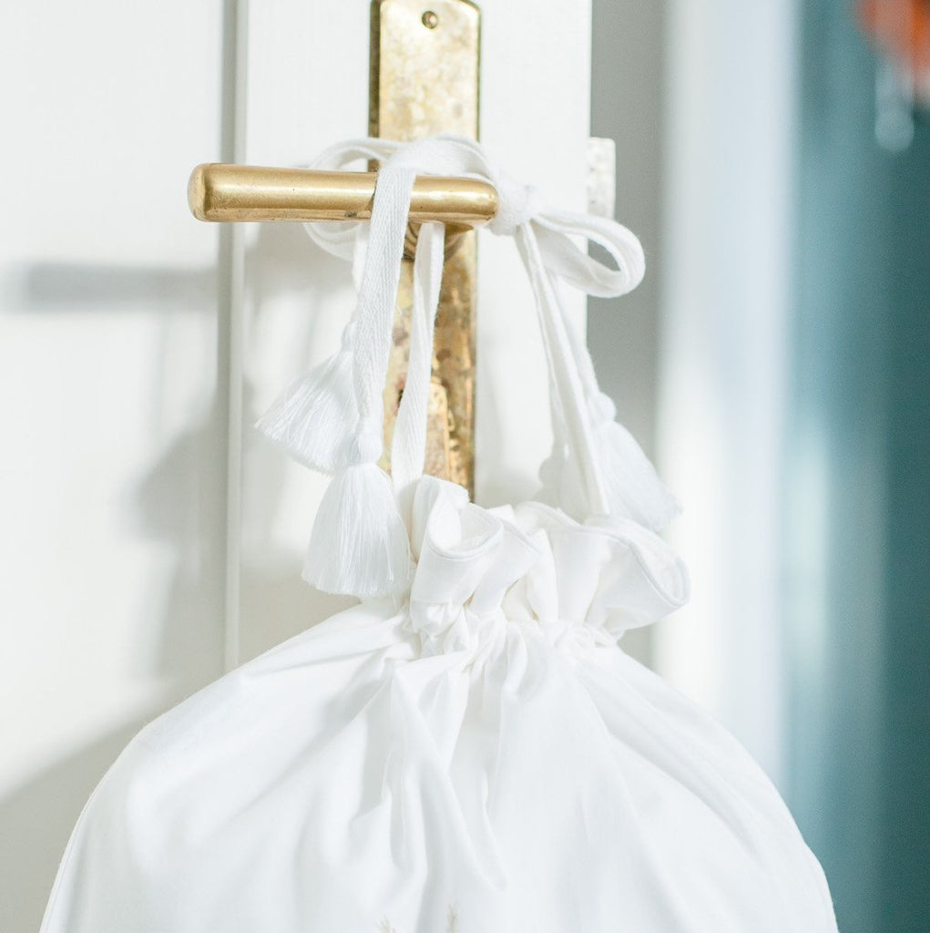 BEE TRAVEL BAG