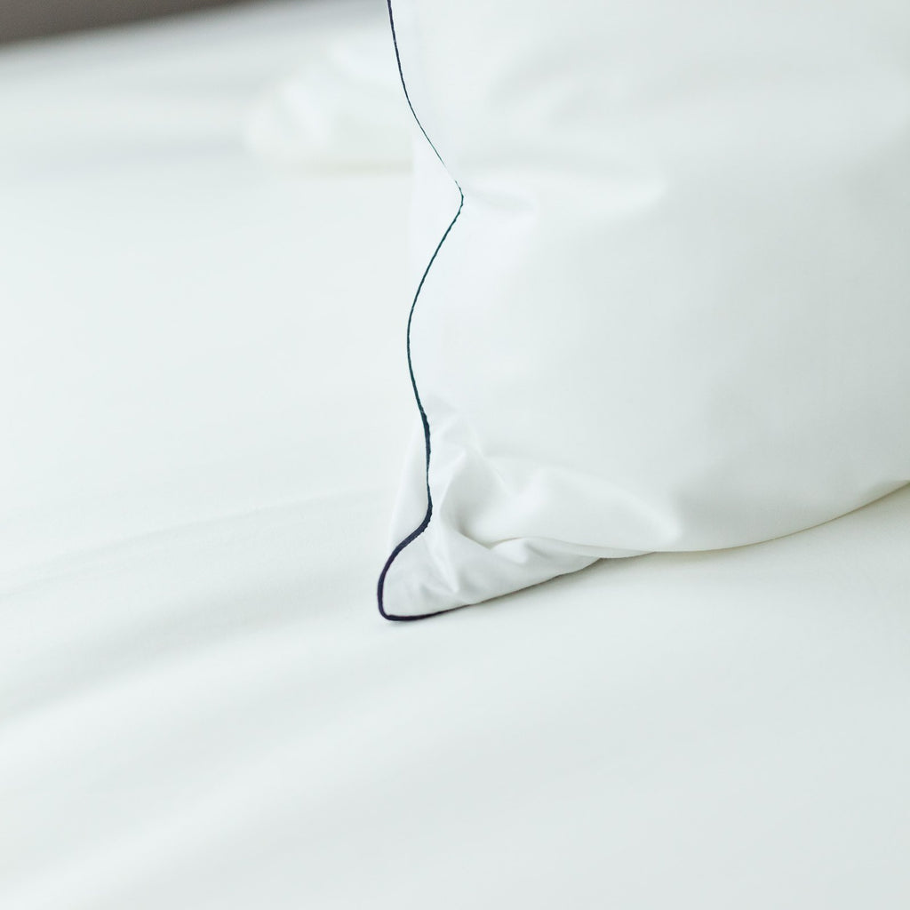 SINAI PIPED BEDDING